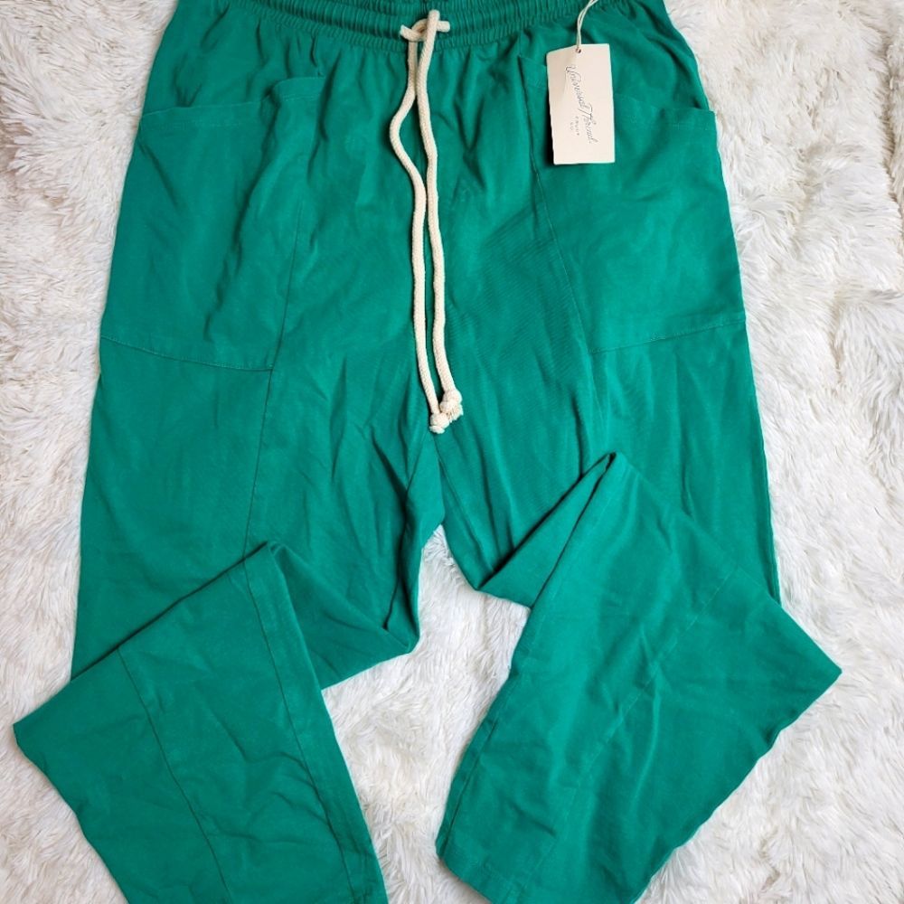 Target Universal Thread Cotton Green Capri Pants